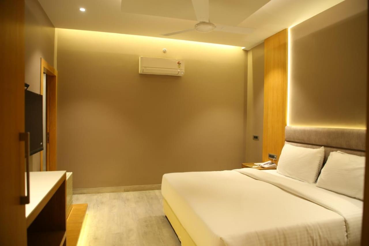 Hotel Rajmahal Moradabad Εξωτερικό φωτογραφία