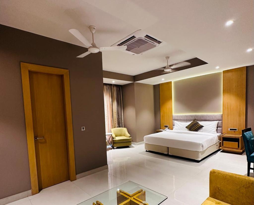 Hotel Rajmahal Moradabad Εξωτερικό φωτογραφία