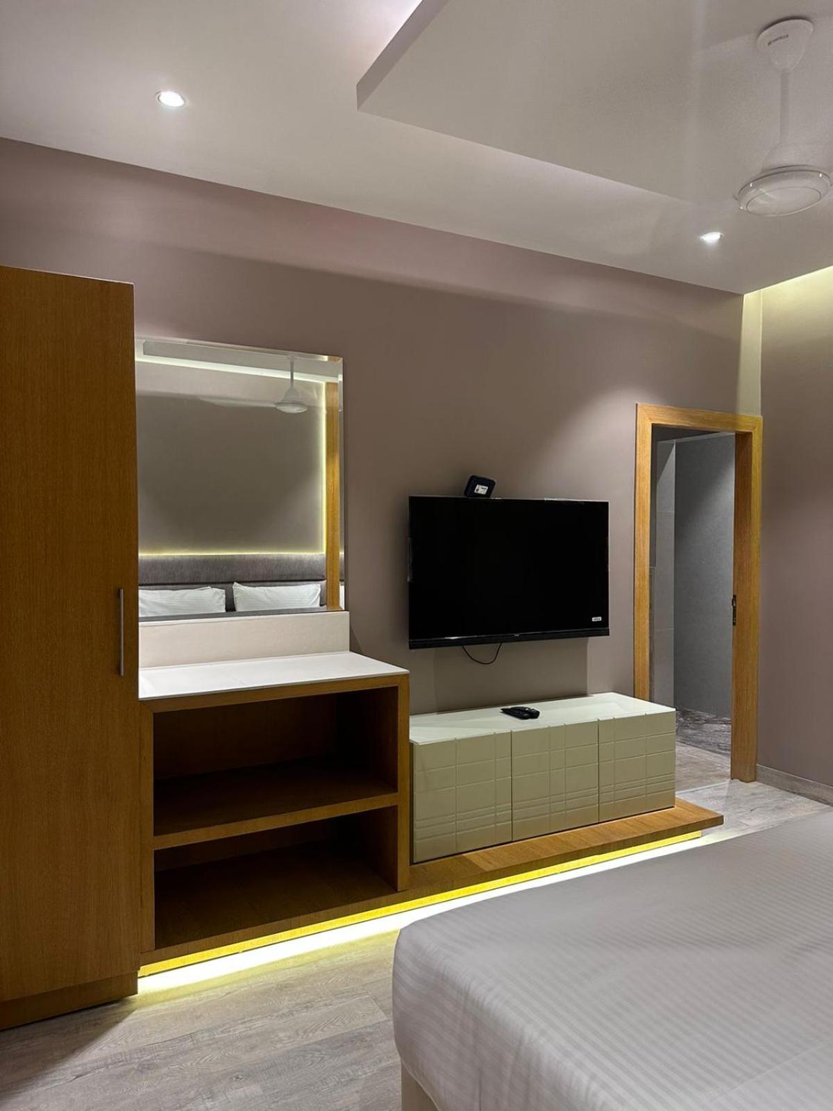 Hotel Rajmahal Moradabad Εξωτερικό φωτογραφία